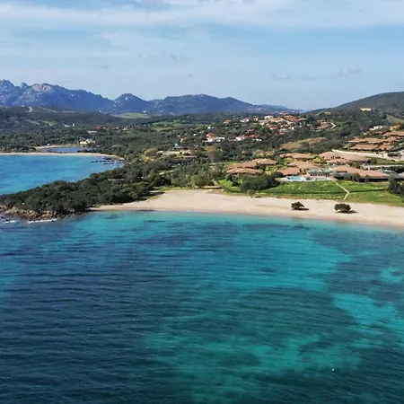 14b - Bilocale Vista Mare Vicino Porto Mannu Hébergement de vacances